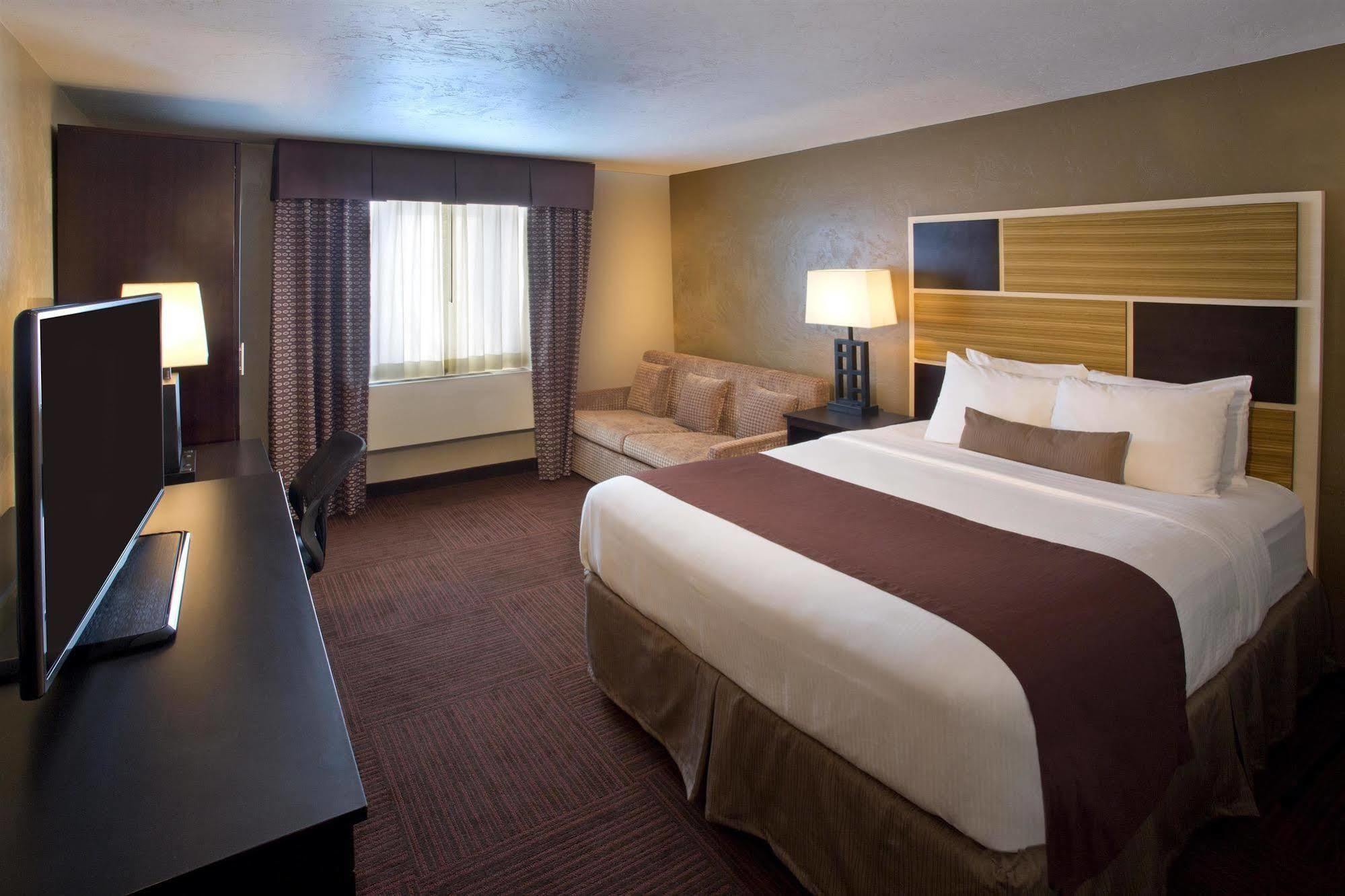 Red Lion Inn And Suites Federal Way Extérieur photo